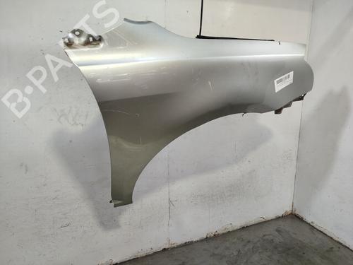 Used Right front fenders Right front fenders 36854586 36854586