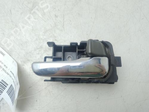 Used Front right interior door handle NISSAN X-TRAIL I (T30) [2001-2013]  29393610