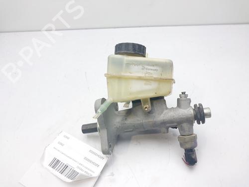Hovedbremsecylinder MERCEDES-BENZ C-CLASS Coupe (CL203) C 200 Kompressor (203.745) (163 hp) 13572042