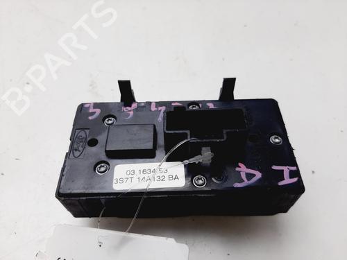 Left front window switch FORD MONDEO III (B5Y) 2.0 TDCi | BP24426651I27 
