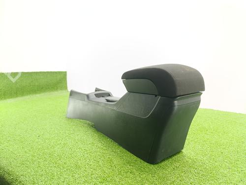 Armrest / Center console MITSUBISHI LANCER VIII Sportback (CX_A) 2.0 DI-D (CX8A) | BP32991619I20  - Image 7