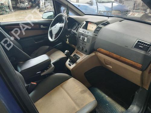 Fuse box OPEL ZAFIRA / ZAFIRA FAMILY B (A05) 1.9 CDTI (M75) | BP32132699E1 