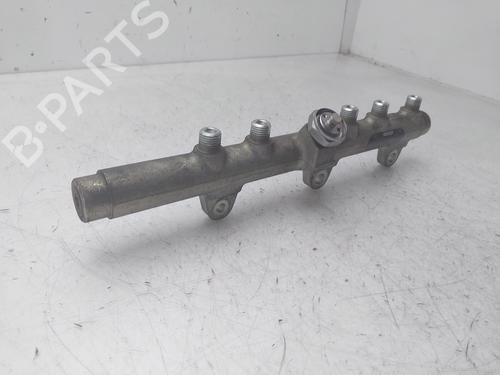 Rampa inyectora FIAT BRAVO I (182_) 1.9 JTD 105 (105 hp) 30847197