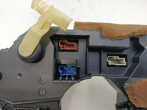 Steering wheel controls CITROËN C5 III (RD_) 1.6 HDi 110 (RD9HZC) | BP32083163E15 