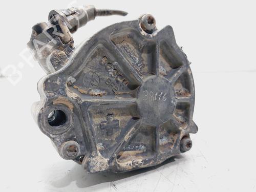 Used Vacuum pump PEUGEOT 3008 II SUV (MC_, MR_, MJ_, M4_) [2016-2025]  30154681
