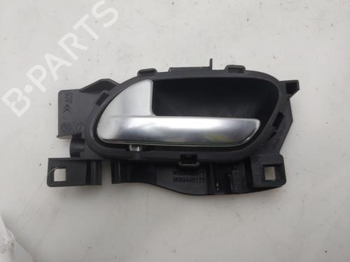Venstre fortil invendig håndtag Venstre fortil invendig håndtag CITROËN DS3 (SA_) 1.6 VTi 120 (120 hp) 37401998 37401998