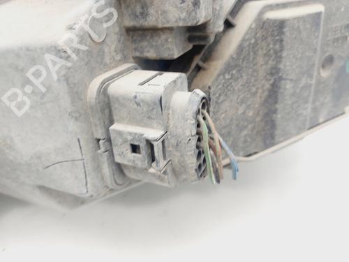 Right headlight FORD FOCUS I Saloon (DFW) 1.6 16V | BP30325002C29 