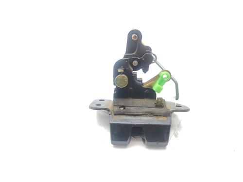 Used Tailgate lock KIA SPORTAGE II (JE_, KM_) [2004-2011]  26394116