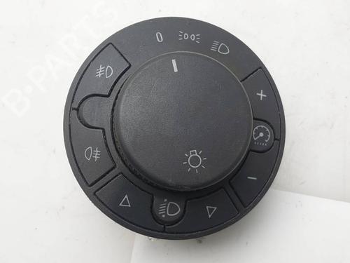 Used Headlight switch Headlight switch 39095122 39095122