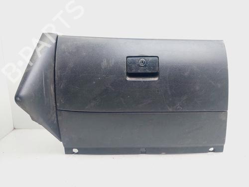 Handskerum VW GOLF IV (1J1) 1.9 TDI (110 hp) 29174311