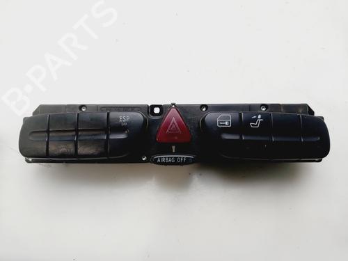 Used Warning switch MERCEDES-BENZ C-CLASS (W203) C 200 CDI (203.004) (116 hp) 30401965