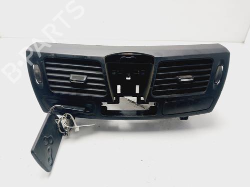 Used Air vent Air vent RENAULT LAGUNA III (BT0/1) 2.0 dCi (BT07, BT0J, BT14, BT1A, BT1S) (131 hp) 32707952 32707952