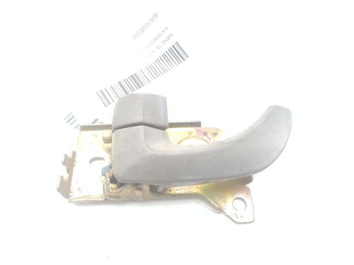 Used Front left interior door handle KIA SORENTO I (JC) [2002-2011]  24532785