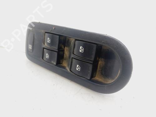 Left front window switch RENAULT MEGANE II (BM0/1_, CM0/1_) 1.5 dCi (BM02, BM13, BM2A, CM02, CM13) | BP27982051I27 