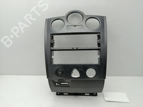 Midtkonsoll RENAULT MEGANE II (BM0/1_, CM0/1_) 1.5 dCi (BM1E, CM1E) (106 hp) 29704586