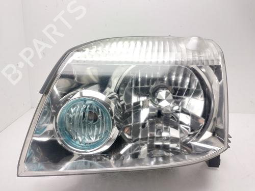 Used Left headlight NISSAN X-TRAIL I (T30) [2001-2013]  32015574