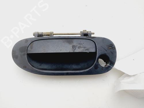Used Front left exterior door handle MITSUBISHI CARISMA (DA_) 1.6 (DA1A) (99 hp) 30409747