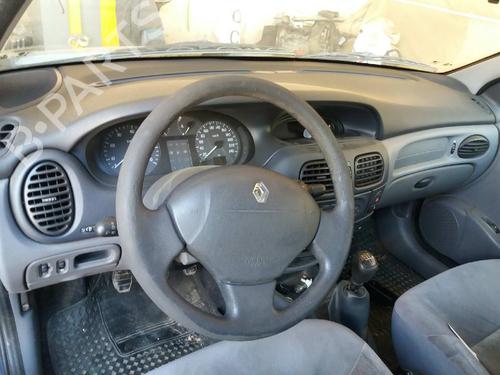 Rear axle RENAULT MEGANE I Classic (LA0/1_) 1.9 dTi (LA1U) | BP24864225M2