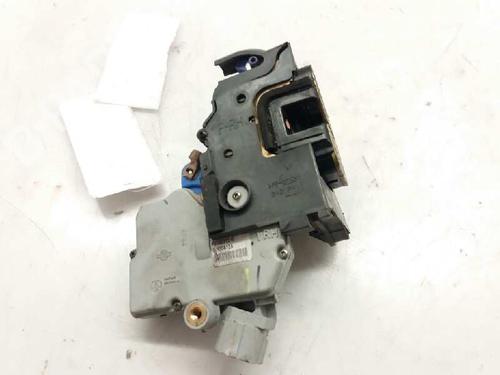 Used Front right lock NISSAN X-TRAIL I (T30) 2.2 dCi 4x4 (136 hp) 2995220