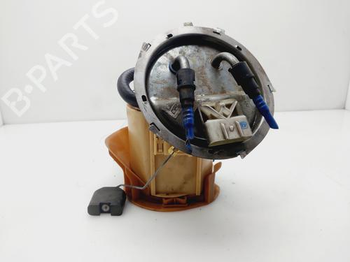 Used Fuel pump OPEL VECTRA B (J96) 1.6 i 16V (F19) (100 hp) 31694589