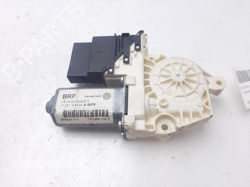 Right rear window motor VW TOURAN (1T1, 1T2) 1.9 TDI | BP13745167E22 