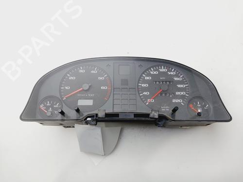 Cuadro instrumentos AUDI 80 B3 Saloon (893, 894, 8A2) 1.9 D (68 hp) 31136441