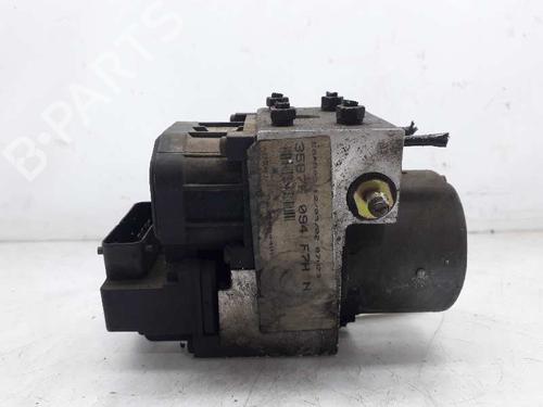 Used ABS pump PEUGEOT 306 (7B, N3, N5) 1.9 STD (69 hp) 2883334