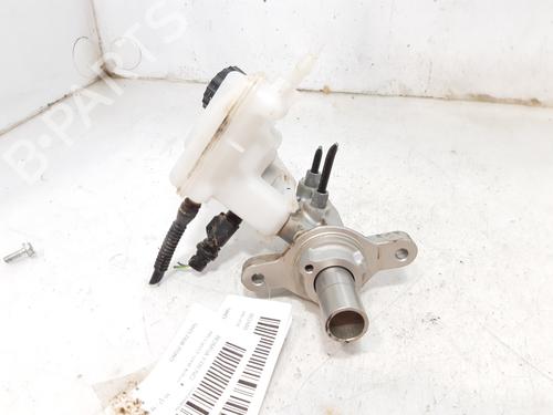 Brake master cylinder PEUGEOT 5008 II (MC_, MJ_, MR_, M4_)  | BP8940289M77 