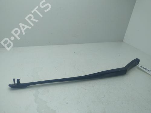 Used Front windshield wiper arm BMW 5 (F10) 525 d xDrive (218 hp) 28123393