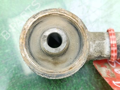 Right rear suspension arm KIA SORENTO I (JC)  | BP28964677M15 