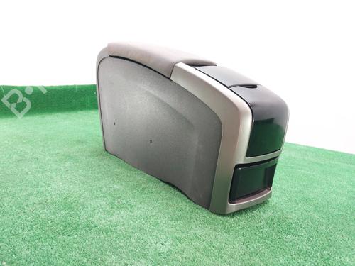 Armrest / Center console TOYOTA PRIUS Liftback (_W2_) 1.5 Hybrid (NHW20_, NHW20R) | BP21484609I20