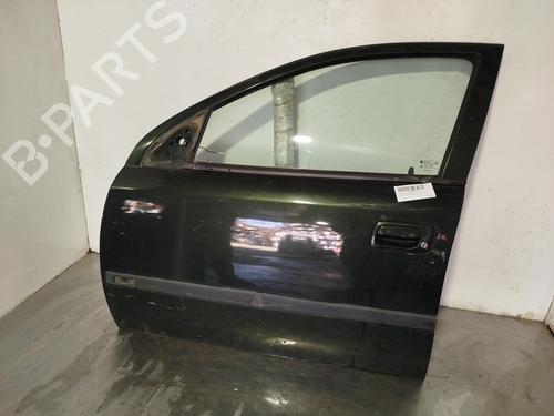 Used Left front door OPEL ASTRA G Hatchback (T98) [1998-2009]  31608870