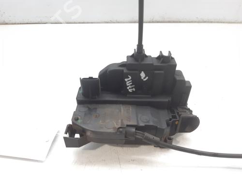 Fechadura frente esquerda RENAULT MEGANE III Hatchback (BZ0/1_, B3_) 1.9 dCi (BZ0N, BZ0J) (131 hp) 22339726