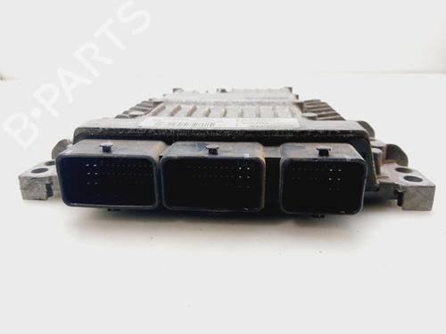 Engine control unit (ECU) RENAULT MEGANE II Saloon (LM0/1_)  | BP25437697M57 