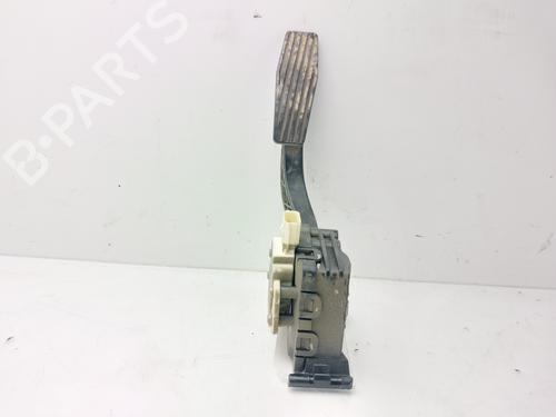 Pédale CHEVROLET TRAX 1.7 TD (131 hp) 30738183