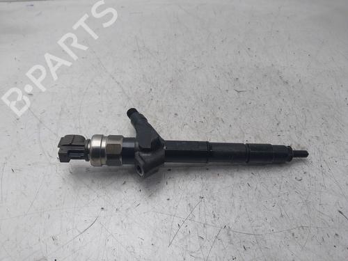 Used Injector NISSAN ALMERA II (N16) 2.2 dCi (112 hp) 31010292