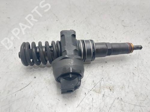 Injector SEAT LEON (1P1) 1.9 TDI | BP30121174M100