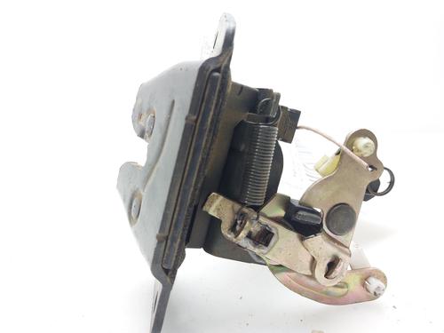 Tailgate lock HYUNDAI SANTA FÉ I (SM) 2.0 CRDi 4x4 | BP18032505C101 