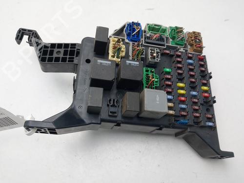 Used Fuse box Fuse box FORD MONDEO III Saloon (B4Y) 2.0 TDCi (130 hp) 34371755 34371755
