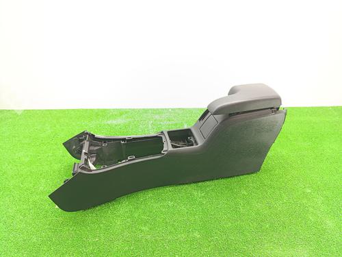 Used Armrest / Center console MERCEDES-BENZ B-CLASS Sports Tourer (W245) [2005-2011]  28319877
