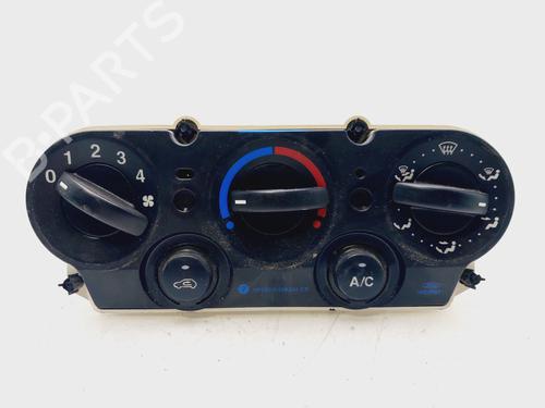 Used Climate control FORD FIESTA V (JH_, JD_) 1.4 TDCi (68 hp) 31365764