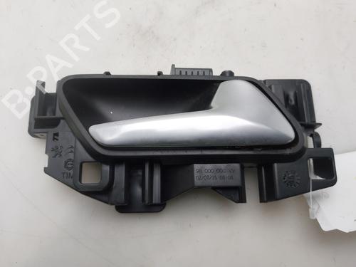 Used Front right interior door handle Front right interior door handle 36677509 36677509