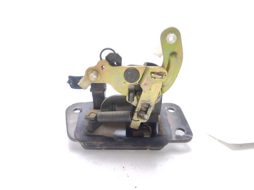 Tailgate lock HYUNDAI SANTA FÉ I (SM) 2.4 16V 4x4 | BP23118633C101 
