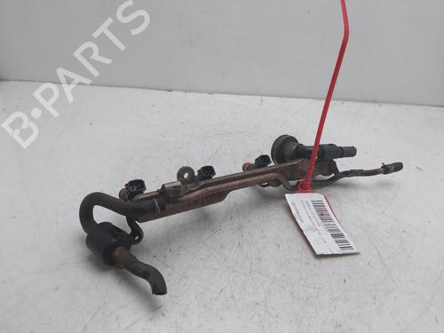 Used Injection rail HONDA CIVIC VII Hatchback (EU, EP, EV) 1.6 i (EP2, EU8, EU6) (110 hp) 15582670