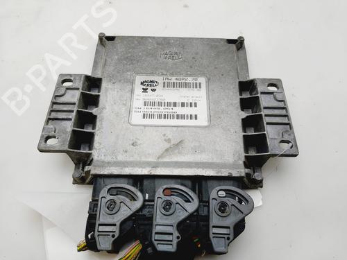 Used Engine control unit (ECU) PEUGEOT 206 Hatchback (2A/C) 1.1 i (60 hp) 28107828