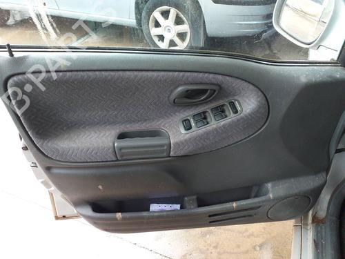 Klamka zewnętrzna drzwi przednich lewych SUZUKI GRAND VITARA I (FT, HT) 2.0 HDI 110 16V 4x4 (SQ420D, TD83V) | BP6996632C128 