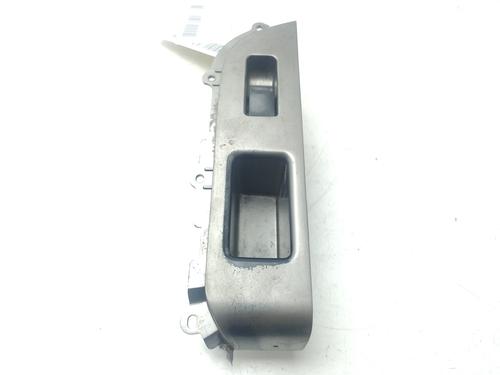 Used Right front window switch NISSAN X-TRAIL I (T30) [2001-2013]  30553568