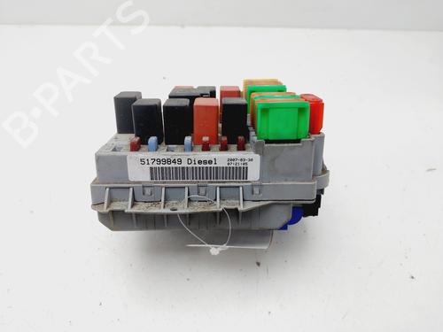 Fuse box FIAT LINEA (323_, 110_) | BP28191363E1