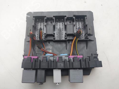 Used Fuse box Fuse box SEAT LEON (1P1) [2005-2013] 33605251 33605251