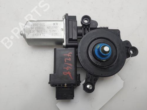 Moteur de lève-vitre avant droit Moteur de lève-vitre avant droit 36832950 36832950
